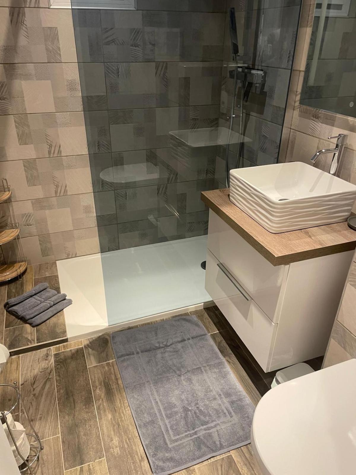 Haut De Villa Vue Mer 3 Pieces Climatise & Wifi 4 A 6 Personnes Pietrosella ภายนอก รูปภาพ